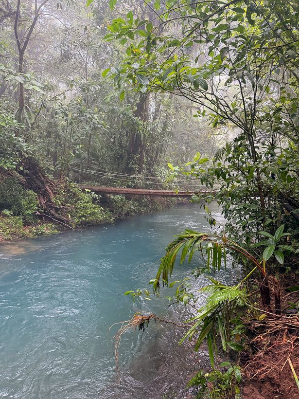 Río Celeste. Zafamos con el color