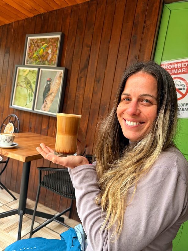 Maca, con el café en la mano
